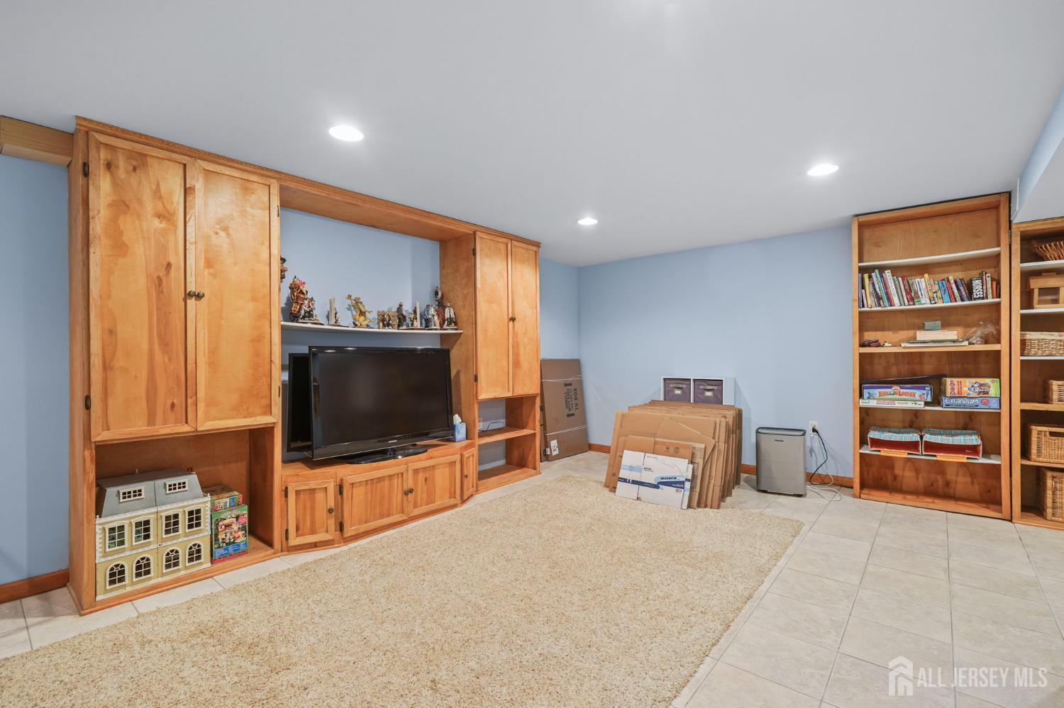 68 Gage Road East Brunswick, NJ 08816 - Photo 30 of 39 Gallery Image 30
