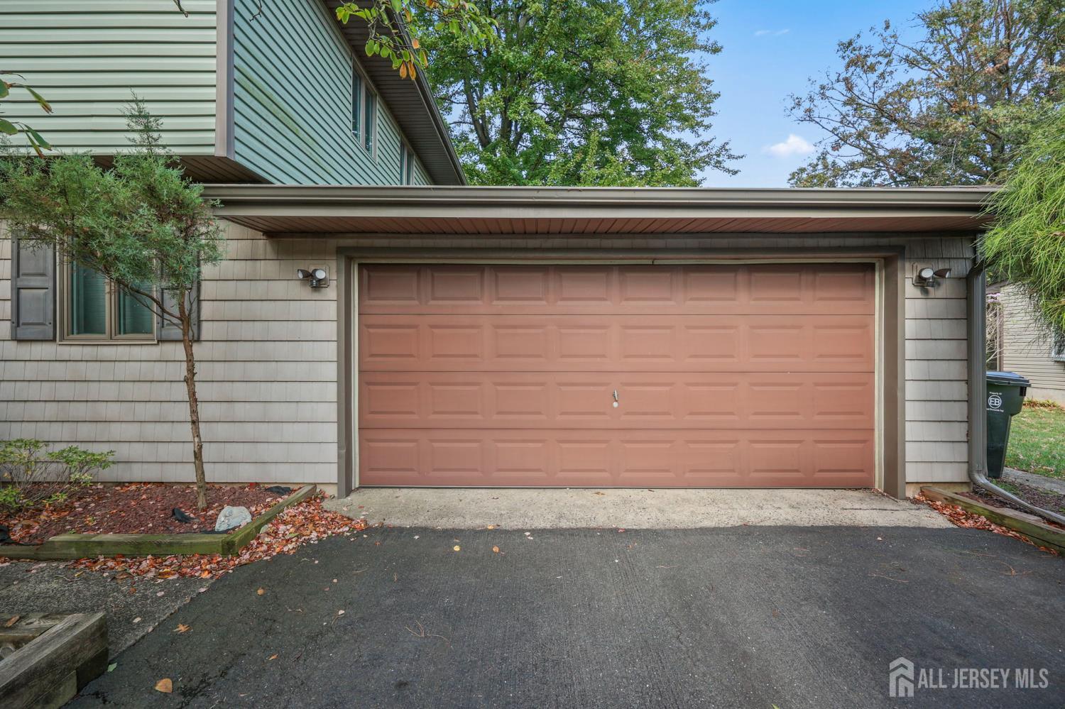68 Gage Road East Brunswick, NJ 08816 - Photo 3 of 39 Gallery Image 3