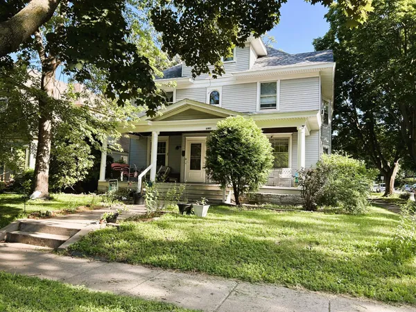 $519,900 | 1636 West Minnehaha Avenue, St. Paul, MN 55104