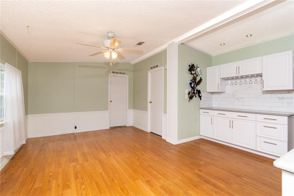 1001 Starkey Road, Unit 82 Largo, FL 33771 - Photo 21 of 47 Gallery Image 21