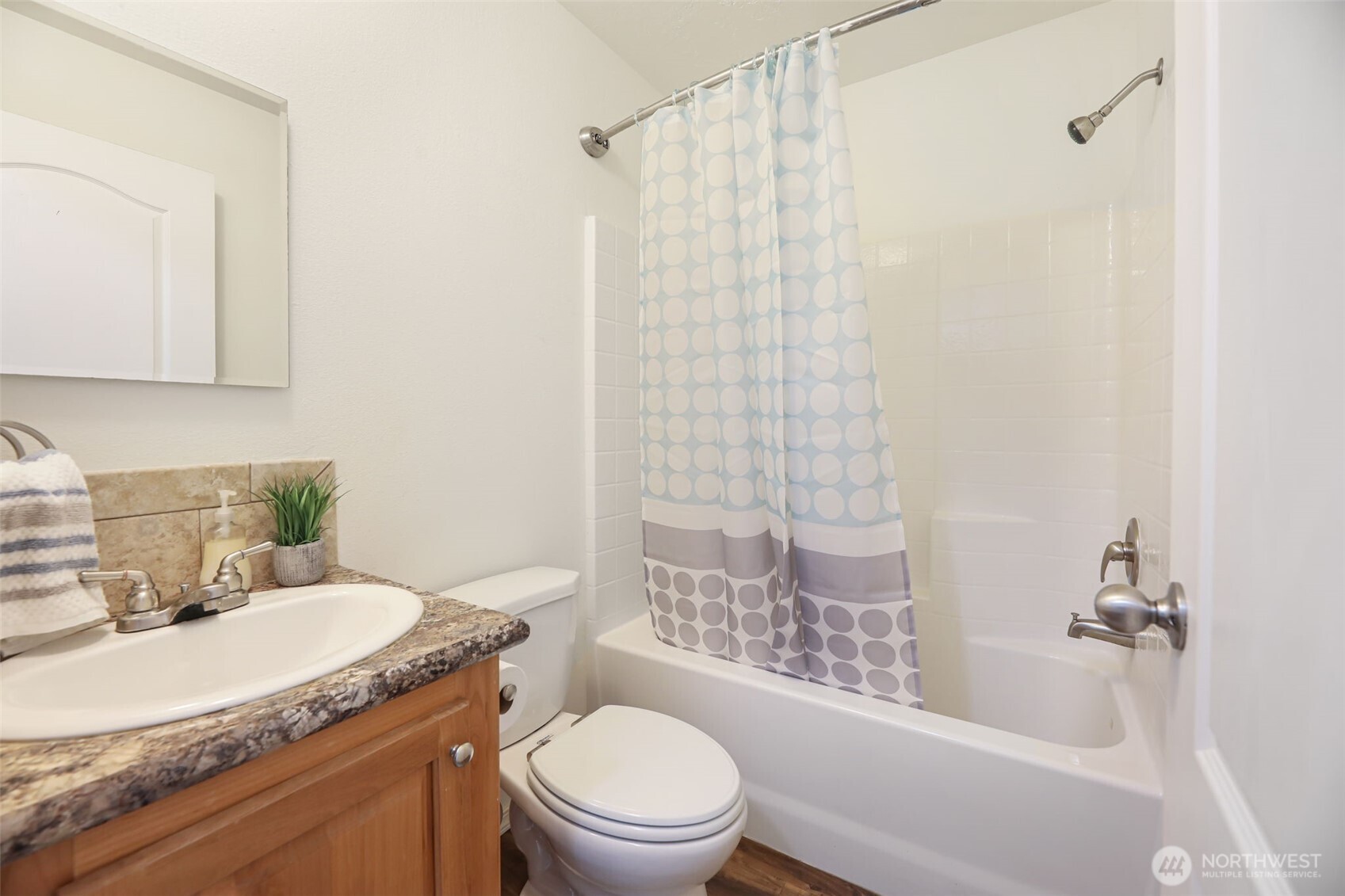 23708 Locust Way, Unit 26B Bothell, WA 98021 - Photo 15 of 22