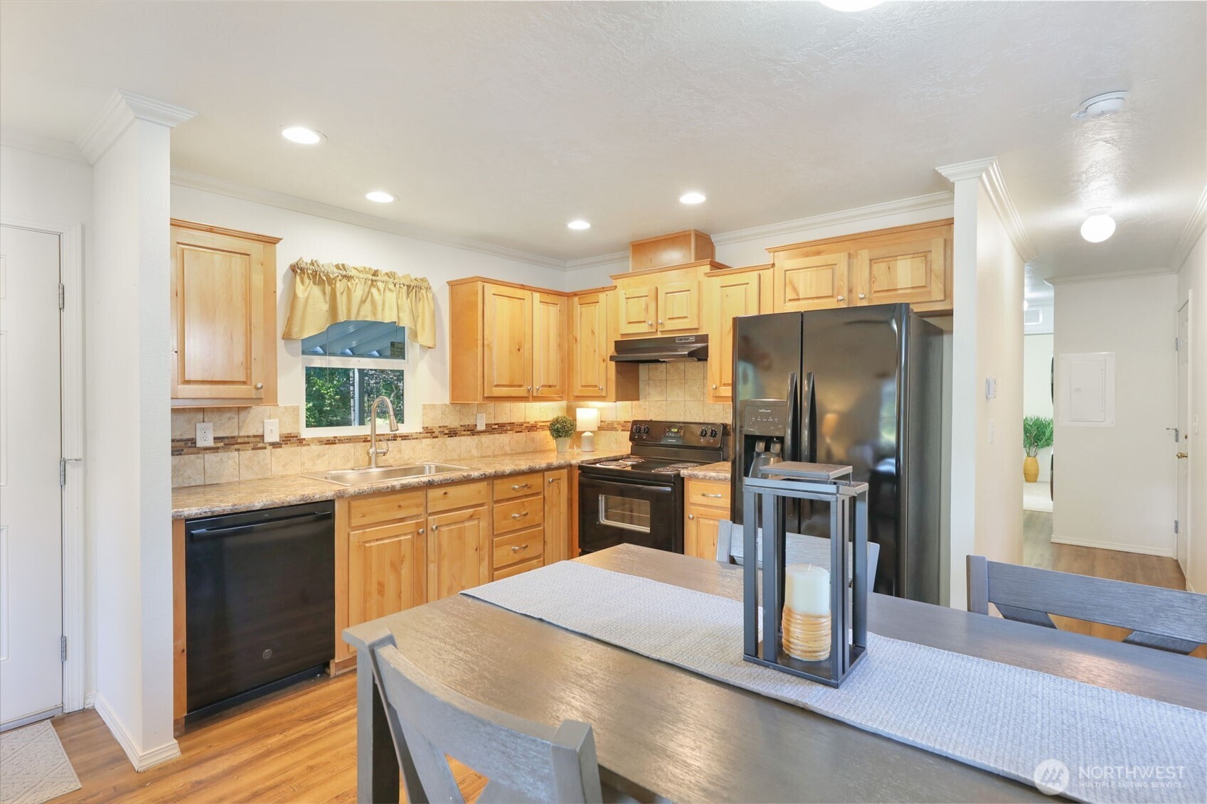 23708 Locust Way, Unit 26B Bothell, WA 98021 - Photo 9 of 22