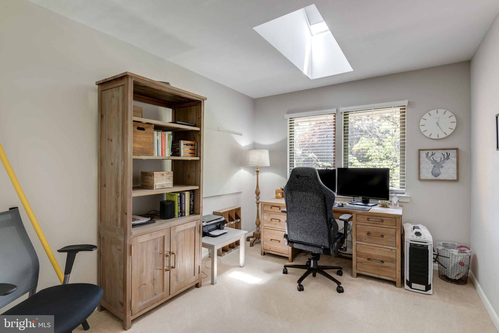 10998 Thrush Ridge Road Reston, VA 20191 - Photo 25 of 40 A great space to work from home
