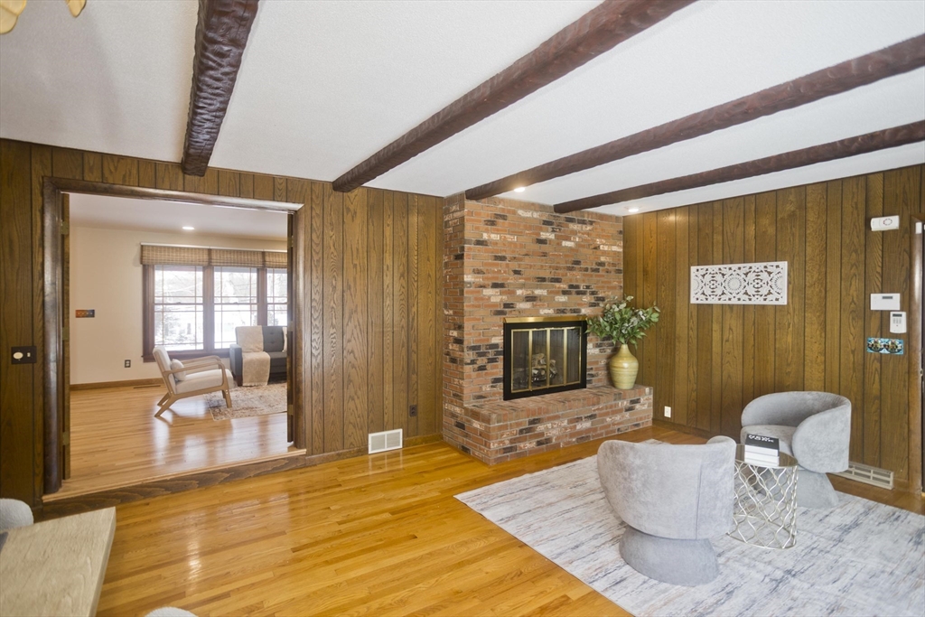 94 Vermont Street Holyoke, MA 01040 - Photo 13 of 40