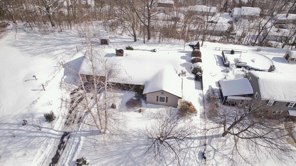 94 Vermont Street Holyoke, MA 01040 - Photo 39 of 40