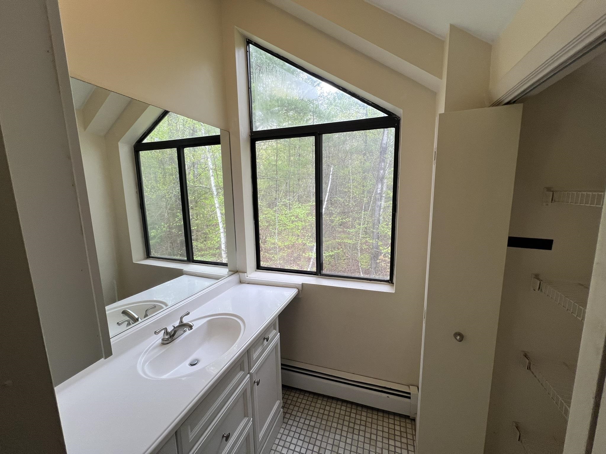 60 Franklin Heights Rochester, NH 03867 - Photo 15 of 21