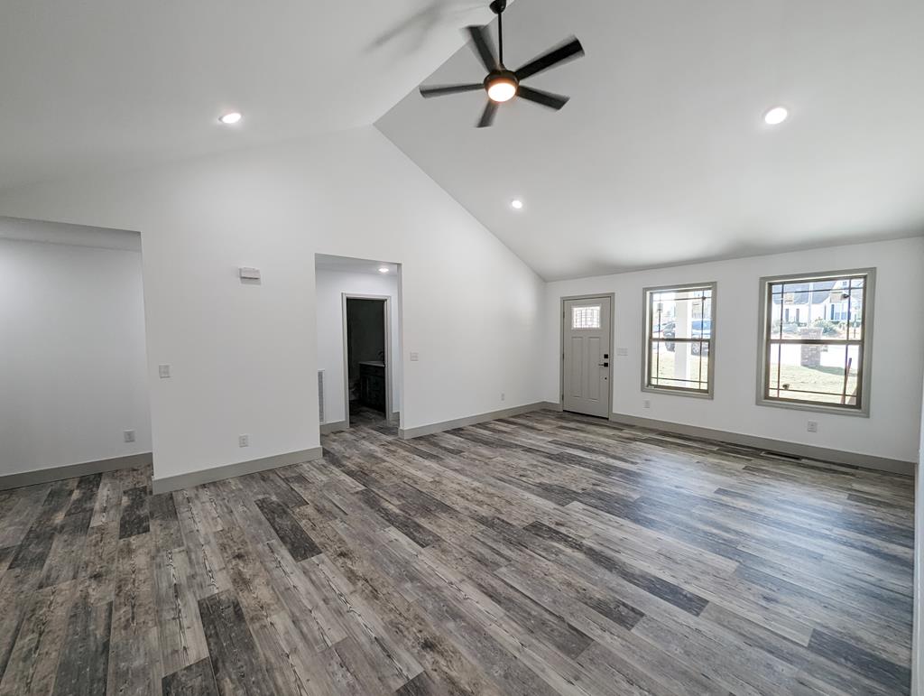 3012 Highgate Court Dalton, GA 30721 - Photo 4 of 26 Gallery Image 4