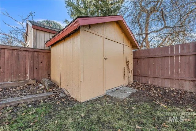 $595,000 | 8772 West Brookview Drive, Boise, ID 83709