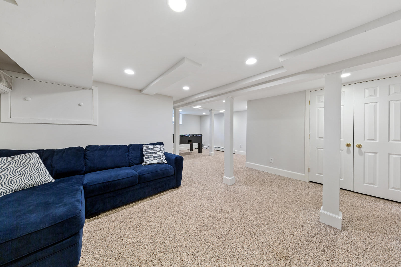 70 Middlesex Road Darien, CT 06820 - Photo 27 of 36 a living room with furniture and a couch