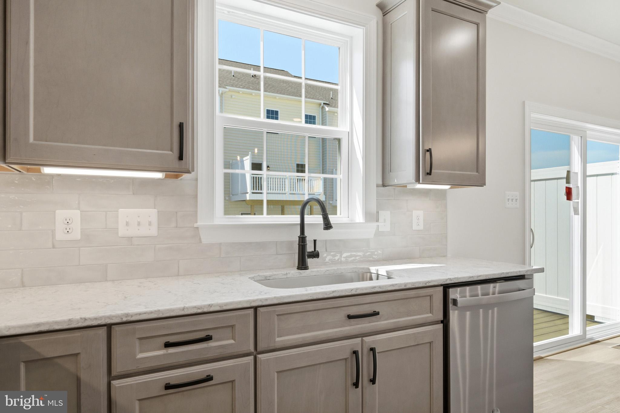 106 Potomac Court Prince Frederick, MD 20678 - Photo 12 of 47 a sink with a window