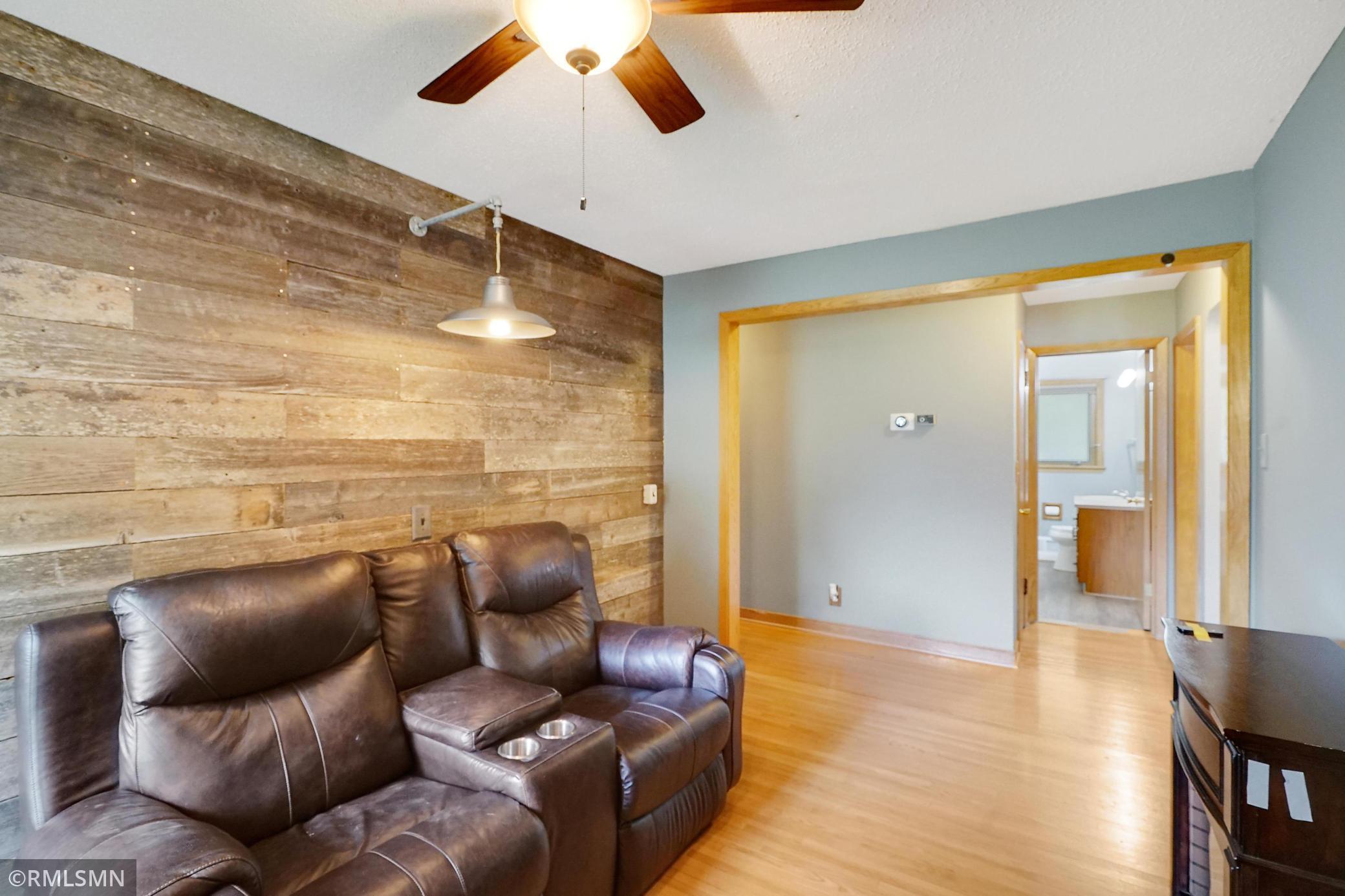 16100 Gleason Lake Road Minnetonka, MN 55391 - Photo 12 of 30 Gallery Image 12