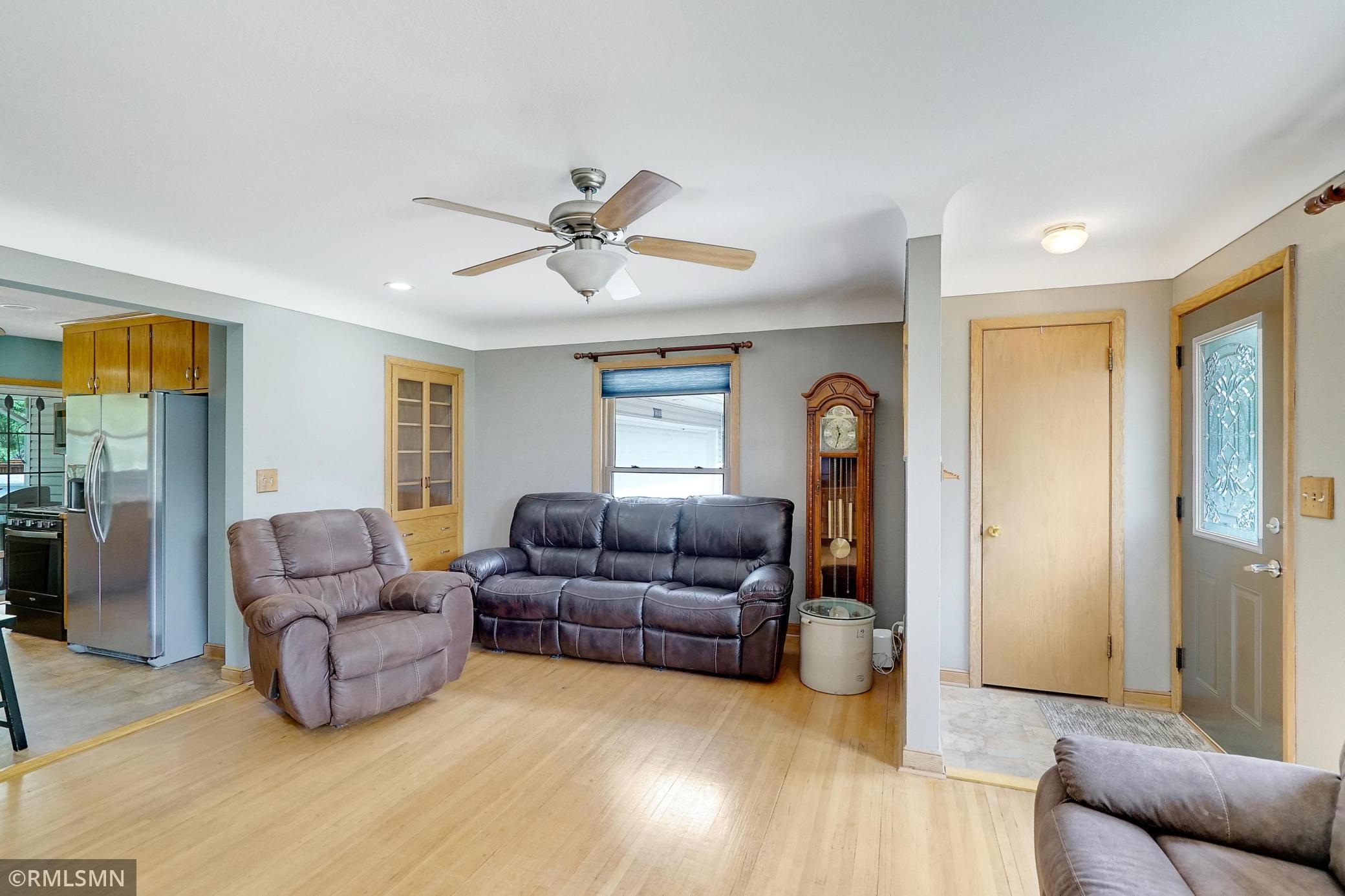 16100 Gleason Lake Road Minnetonka, MN 55391 - Photo 3 of 30 Gallery Image 3