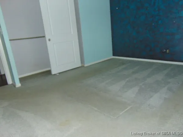 $171,000 | 211 Lawn Court, New Albany, IN 47150