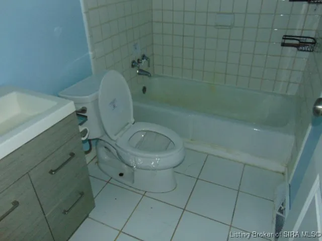 $190,000 | 211 Lawn Court, New Albany, IN 47150