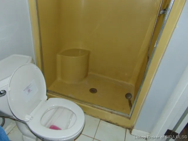 $190,000 | 211 Lawn Court, New Albany, IN 47150