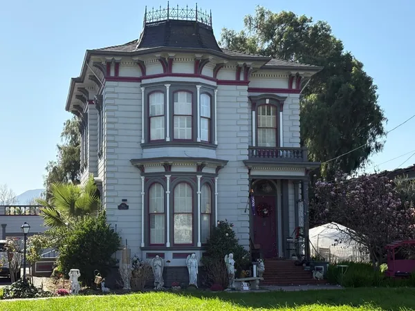 $899,000 | South Street, Hollister, CA 95023