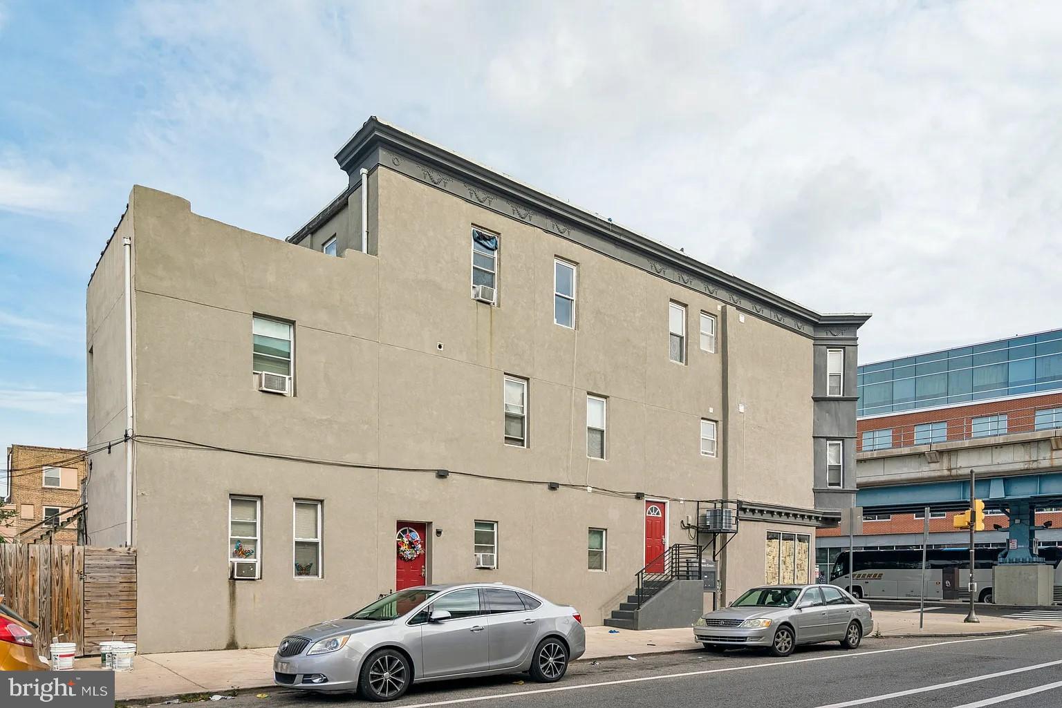 5900 Market Street, Unit 3F Philadelphia, PA 19139 - Photo 8 of 9 a view of parking