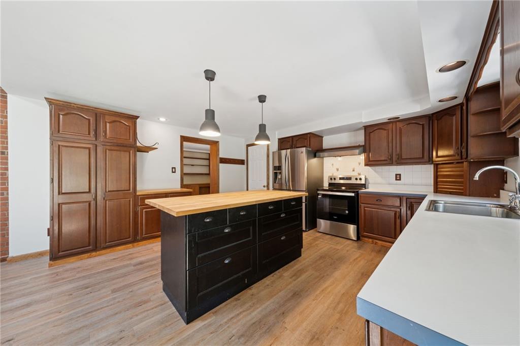 491 Haverhill Road Pittsburgh, PA 15228 - Photo 12 of 32