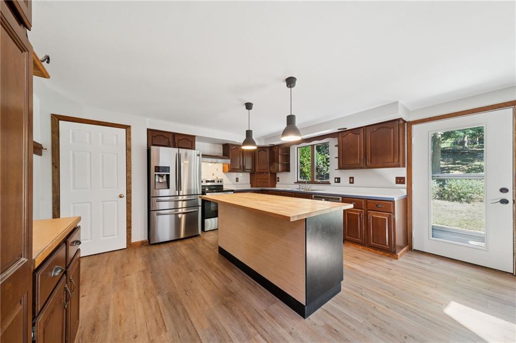 491 Haverhill Road Pittsburgh, PA 15228 - Photo 13 of 32