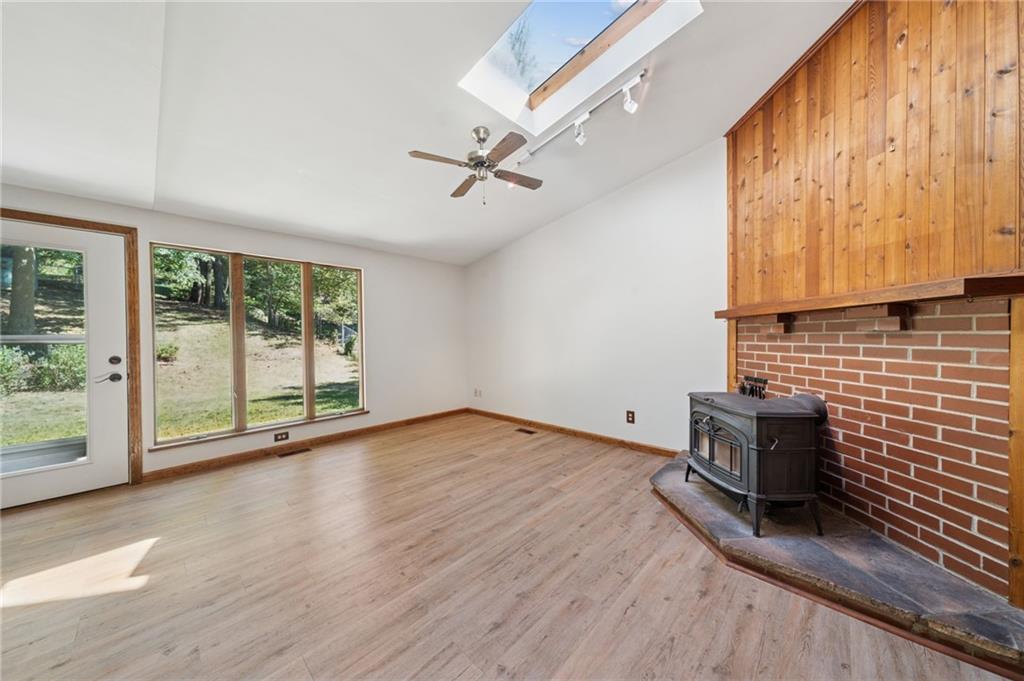 491 Haverhill Road Pittsburgh, PA 15228 - Photo 17 of 32