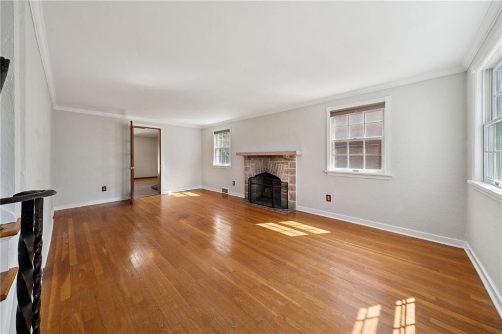 491 Haverhill Road Pittsburgh, PA 15228 - Photo 4 of 32