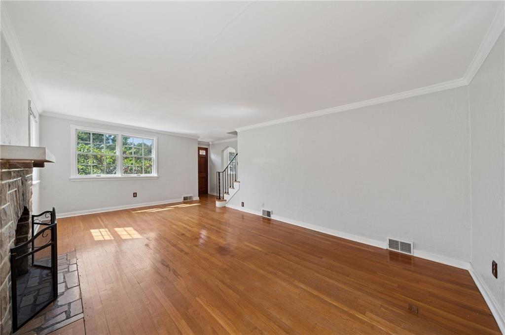491 Haverhill Road Pittsburgh, PA 15228 - Photo 5 of 32