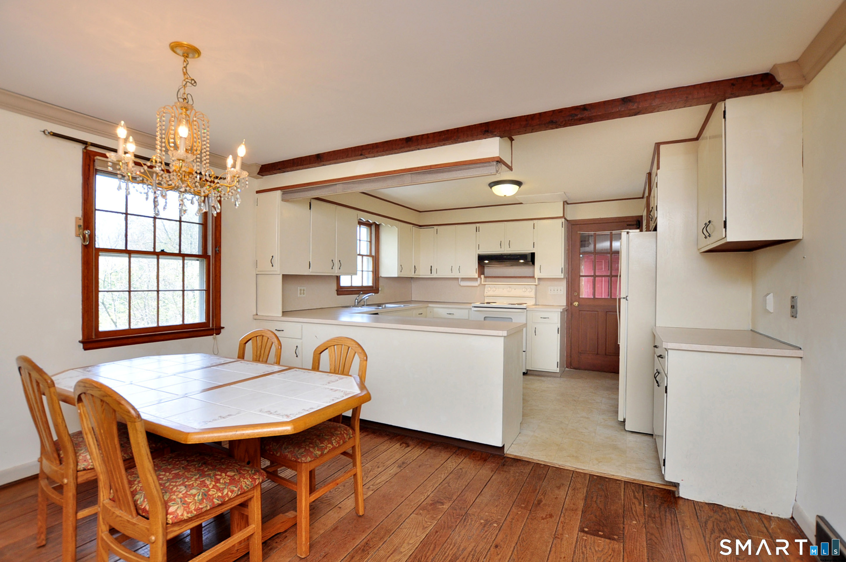 129 Newgate Road East Granby, CT 06026 - Photo 13 of 40