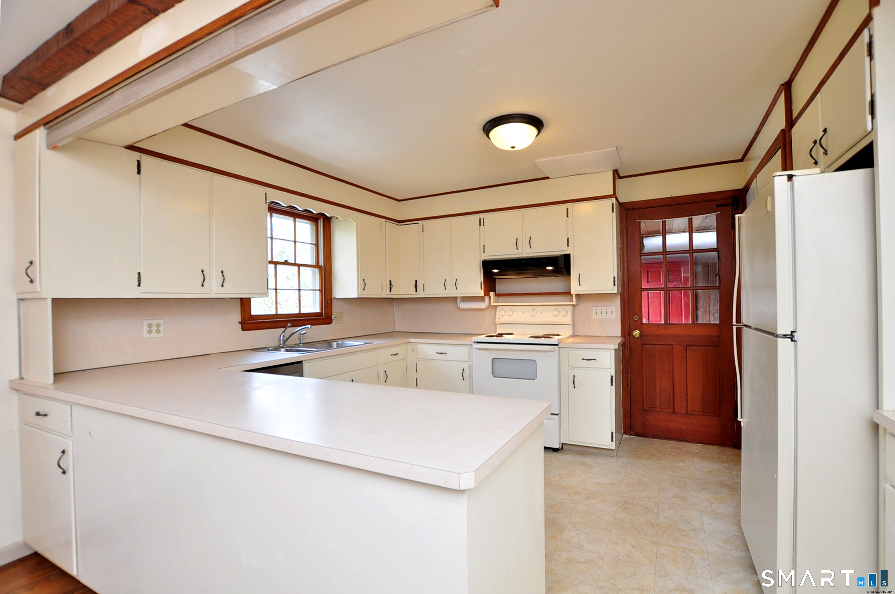 129 Newgate Road East Granby, CT 06026 - Photo 14 of 40