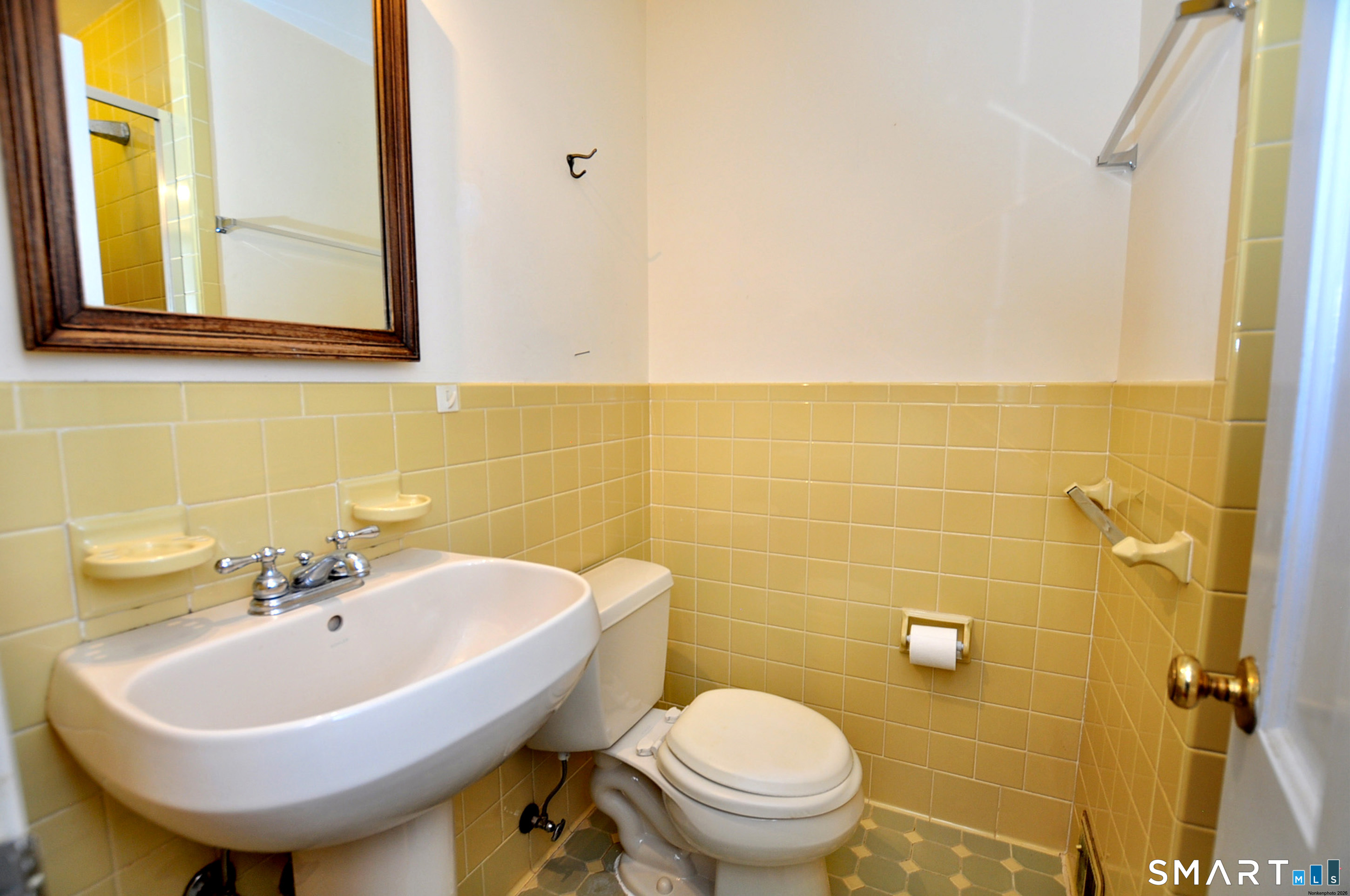 129 Newgate Road East Granby, CT 06026 - Photo 22 of 40