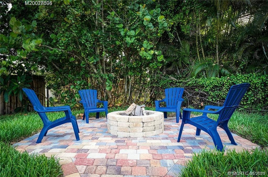 1354 Northwest Spruce Ridge Drive Stuart, FL 34994 - Photo 36 of 47 Gallery Image 36
