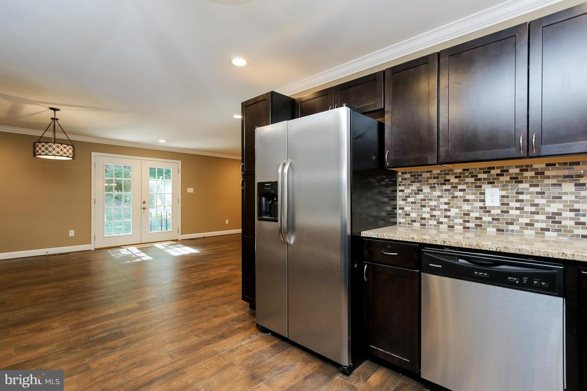 45 West Deep Run Road Westminster, MD 21158 - Photo 4 of 30 Kitchen