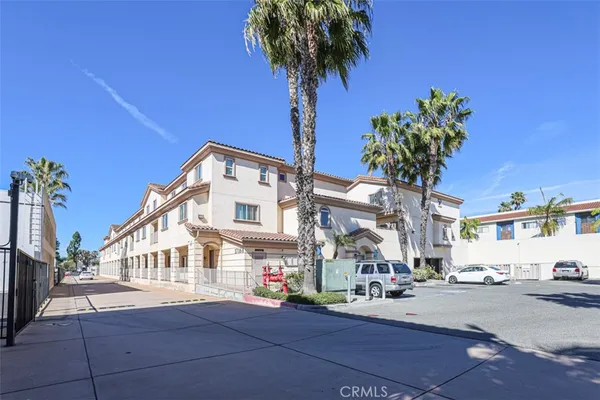 $475,000 | 17168 Newhope Street, Unit 101, Fountain Valley, CA 92708