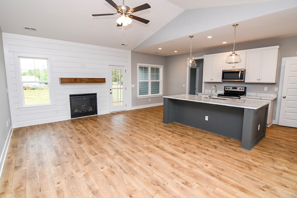 55 Whistle Lane Smithfield, NC 27577 - Photo 8 of 30 Gallery Image 8