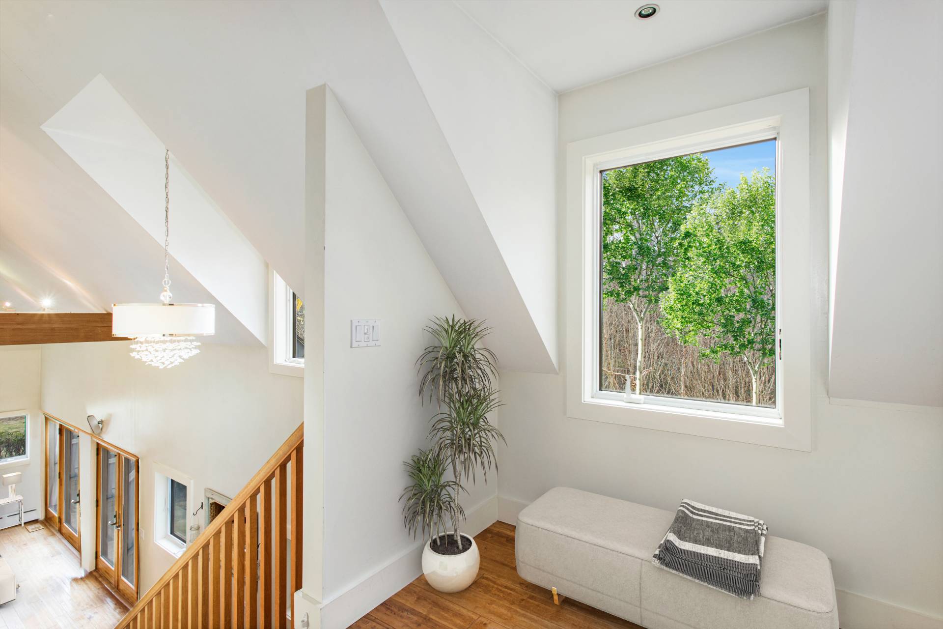 1095 Millstone Road Sag Harbor, NY 11963 - Photo 13 of 19 a living room with furniture and a window