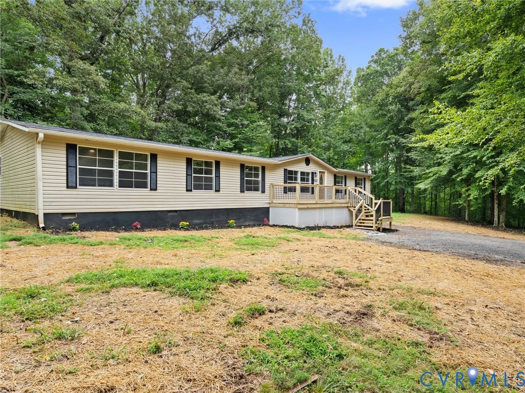 1909 Neves Road Beaverdam, VA 23015 - Photo 44 of 48 Single-story residence featuring light-colored sid