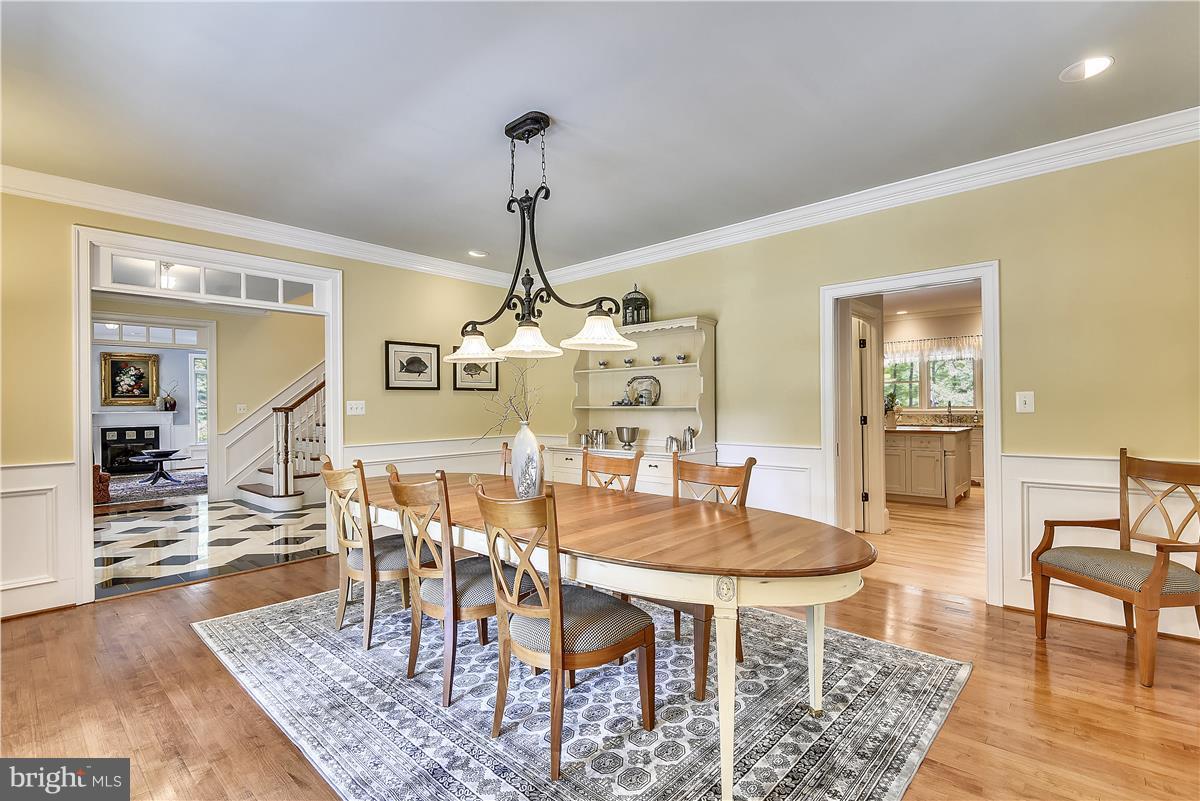 7809 Lee Avenue Alexandria, VA 22308 - Photo 11 of 29 Dining Room