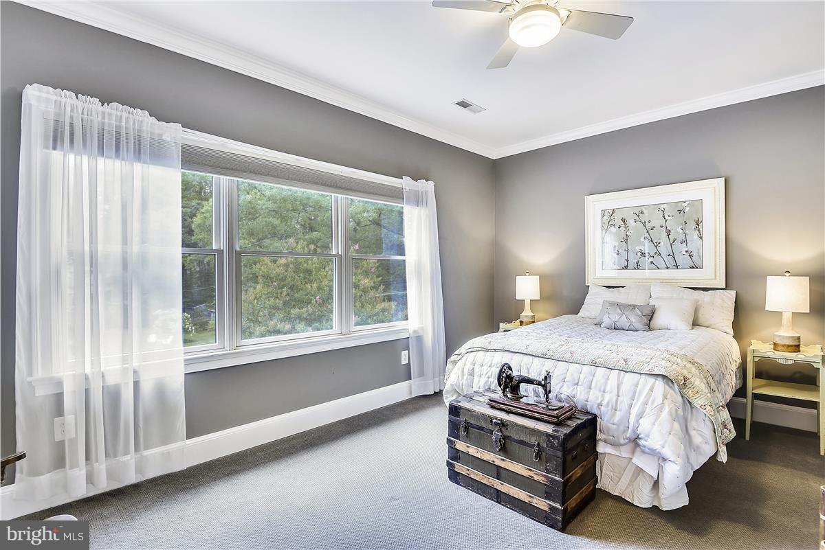 7809 Lee Avenue Alexandria, VA 22308 - Photo 20 of 29 Bedroom