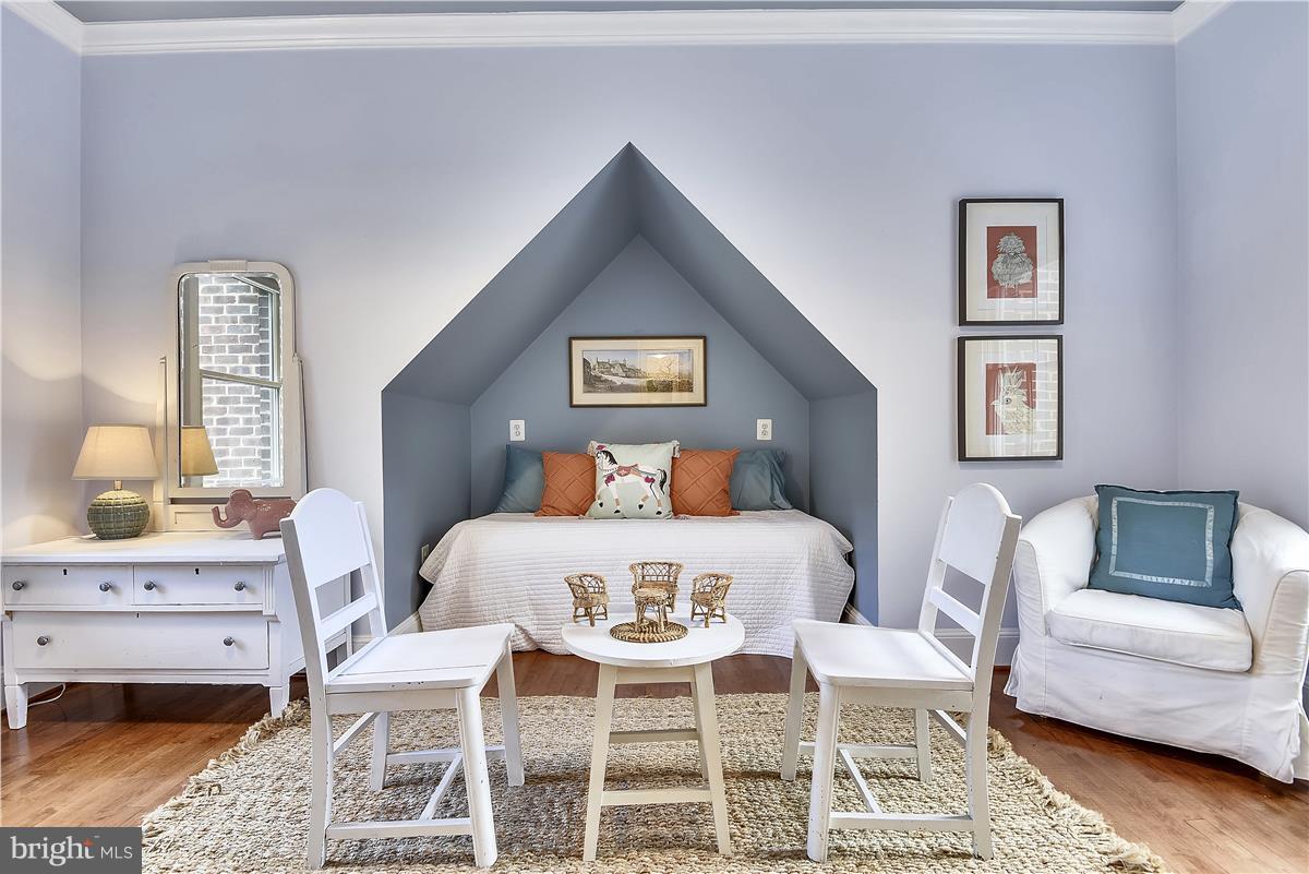 7809 Lee Avenue Alexandria, VA 22308 - Photo 24 of 29 Bedroom