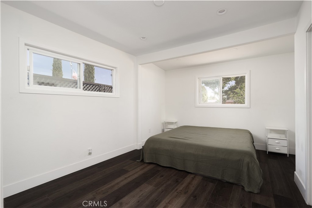 38859 Mesquite Road Palmdale, CA 93551 - Photo 10 of 36 a bedroom with a bed and a window