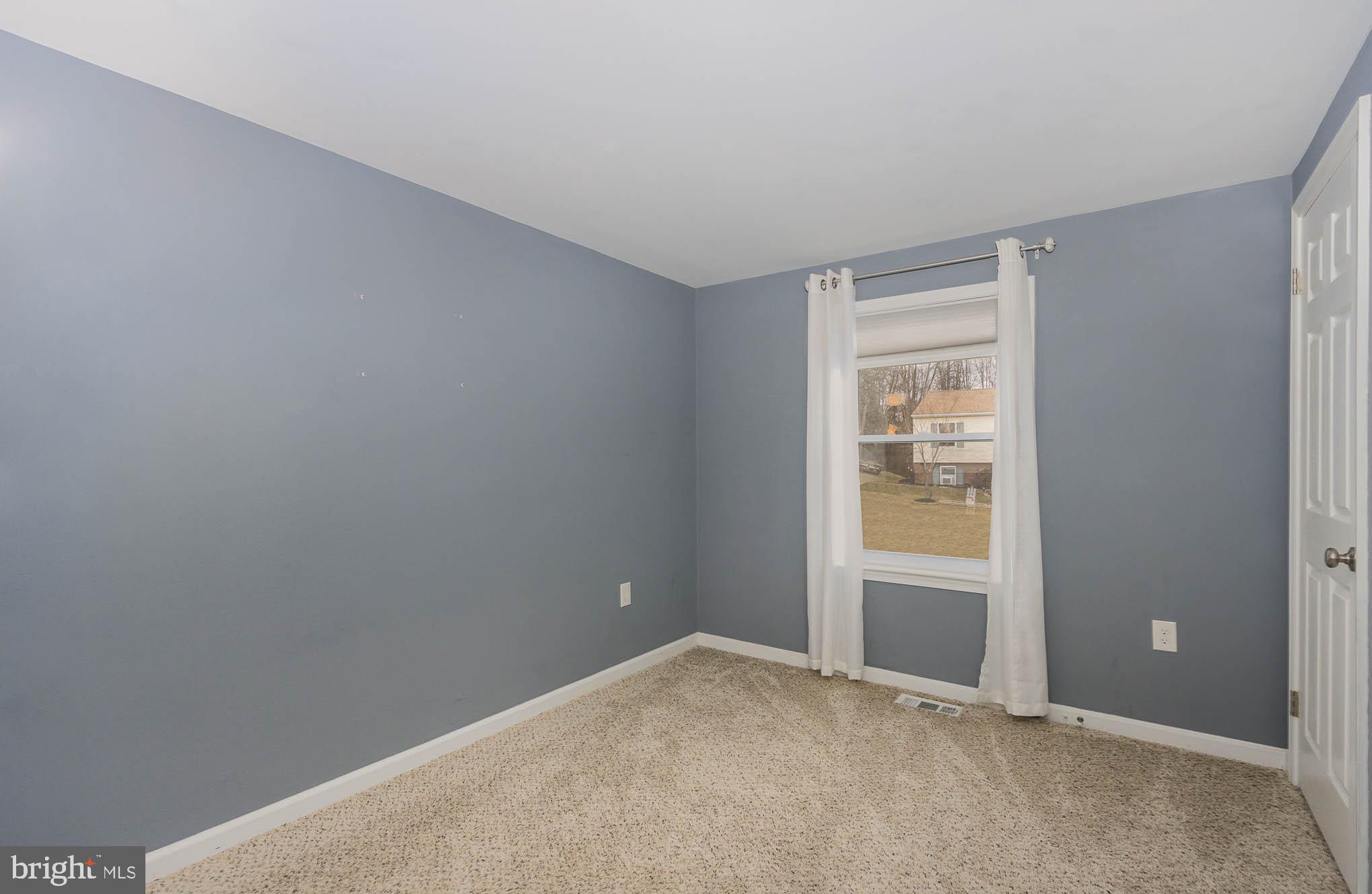 3140 Jessica Road Dover, PA 17315 - Photo 11 of 25 Gallery Image 11
