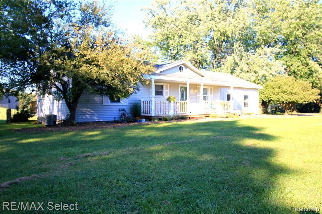 8455 McCandlish Road Grand Blanc, MI 48439 - Photo 27 of 27 33 Front 8455 McCandlish.JPG