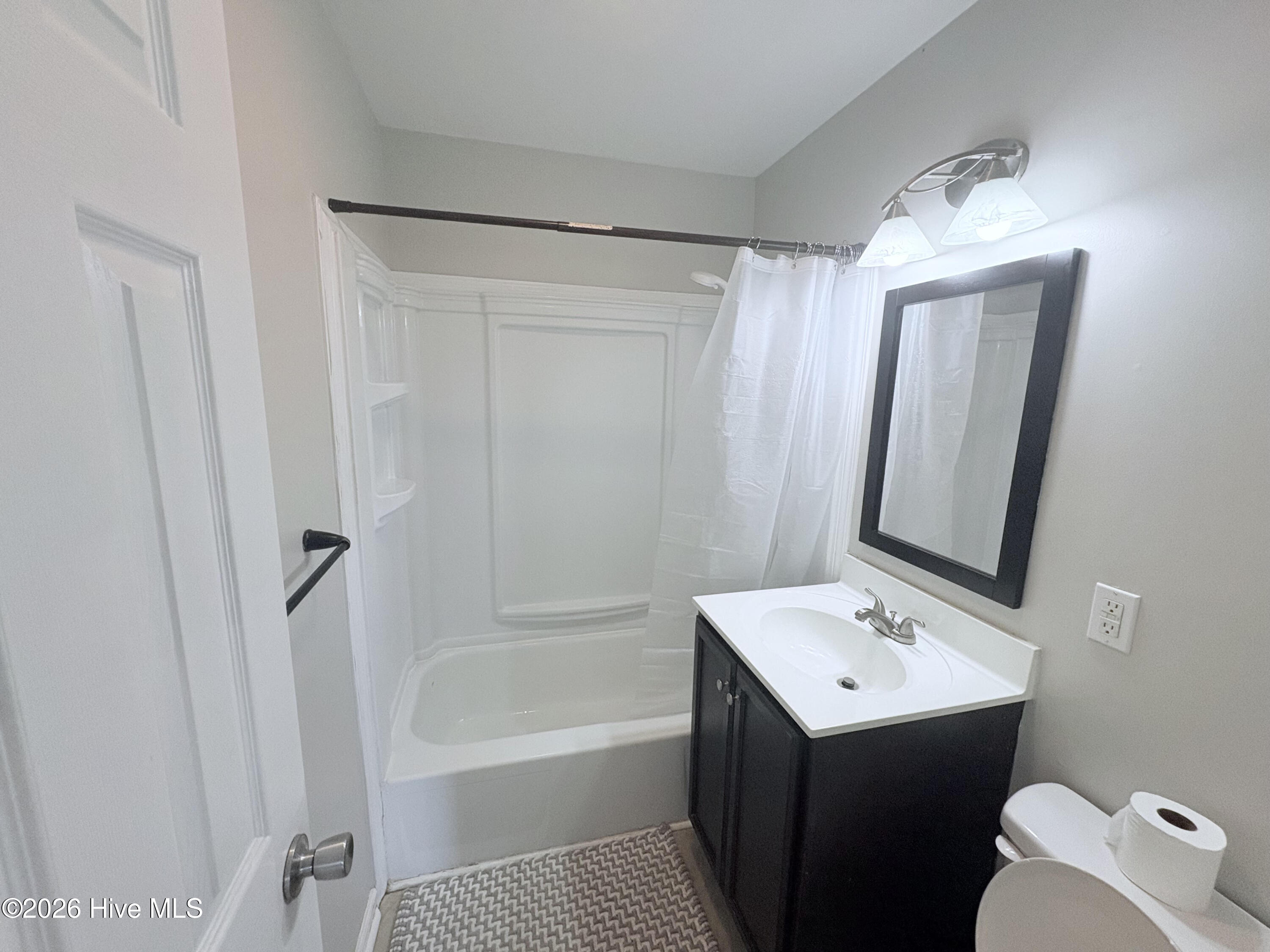 109 Sheffield Road Jacksonville, NC 28546 - Photo 28 of 41 bath