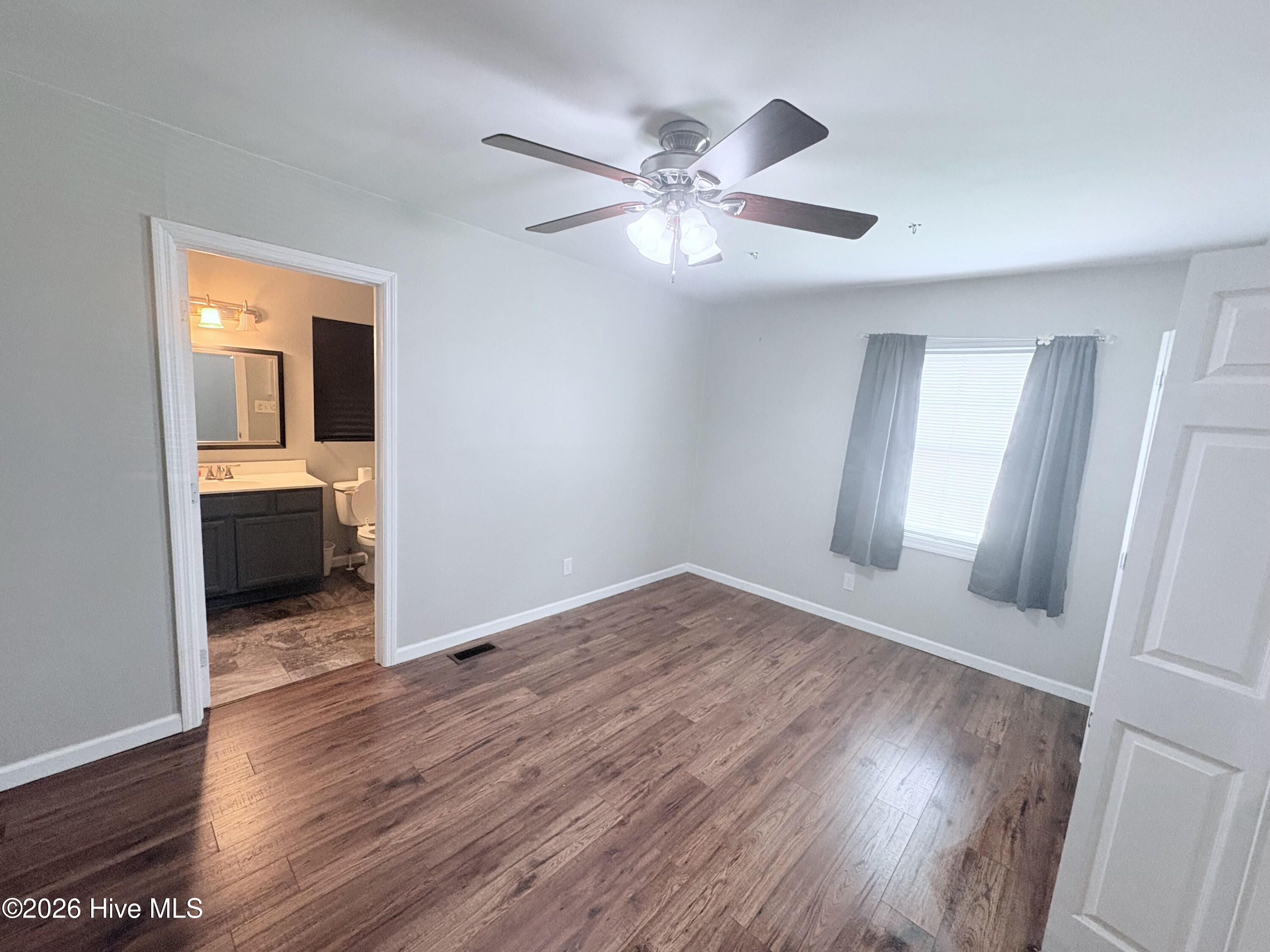 109 Sheffield Road Jacksonville, NC 28546 - Photo 34 of 41 unnamed - 2026-04-09T153317.369