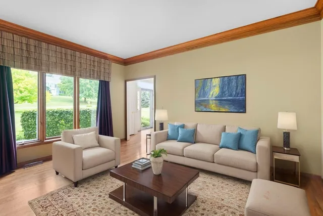 $699,000 | 25410 North Cayuga Trail, Lake Barrington, IL 60010