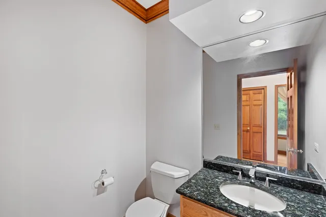 $699,000 | 25410 North Cayuga Trail, Lake Barrington, IL 60010