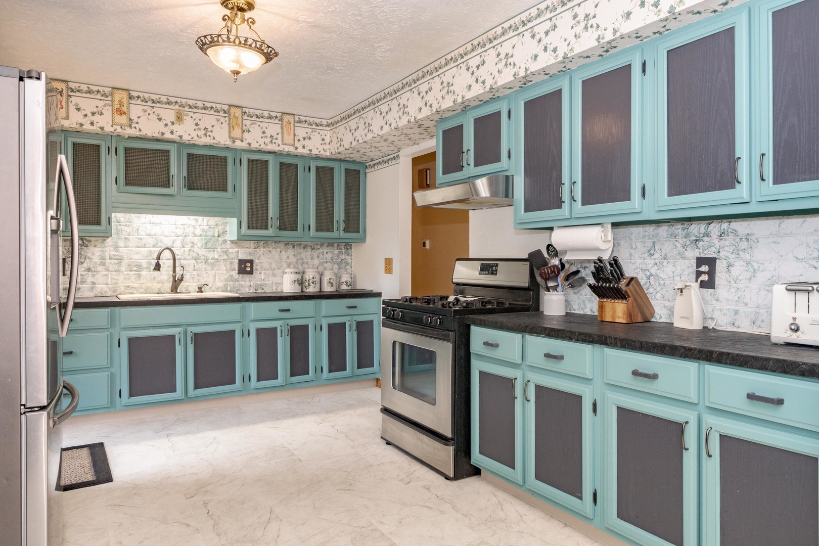 1909 Marzel Drive Bloomington, IL 61701 - Photo 12 of 35