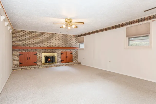 $274,800 | 1909 Marzel Drive, Bloomington, IL 61701