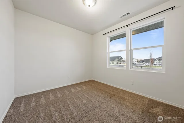 $388,000 | 4210 Cove W Drive, Moses Lake, WA 98837