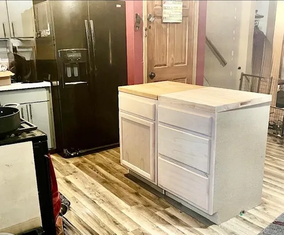 $239,999 | 711 Shawnee Court, Lowell, IN 46356