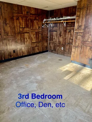 $239,999 | 711 Shawnee Court, Lowell, IN 46356